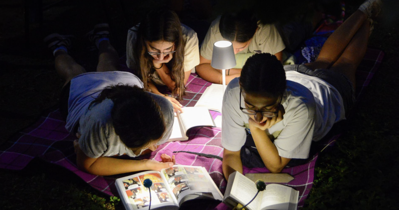 Silent reading party